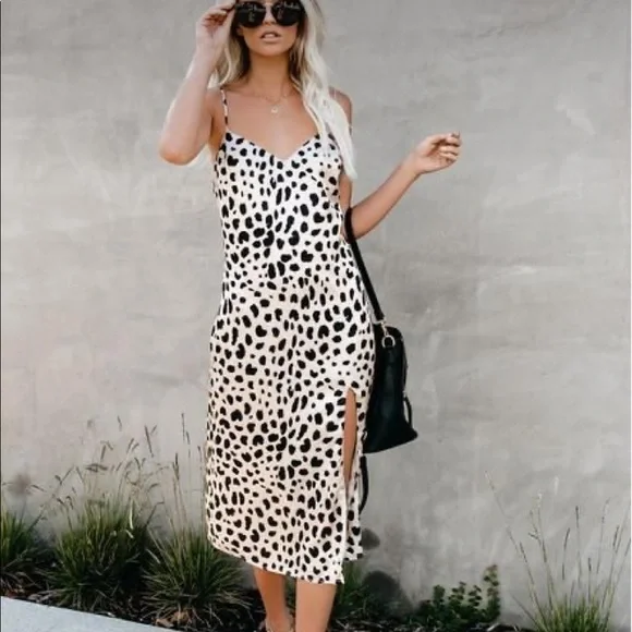 Vici slip dress - Picture 2 of 7